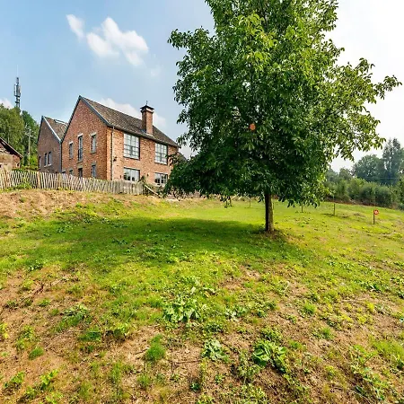 Holiday home Magnificent In Sint Martens Voeren With Garden *