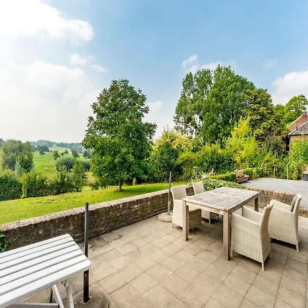 Magnificent In Sint Martens Voeren With Garden Holiday home Berg (Limburg)