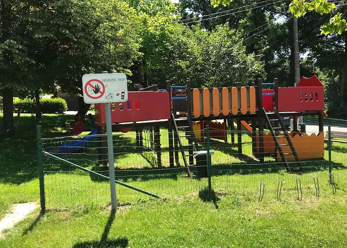 De Appelgaard Voeren Estate *